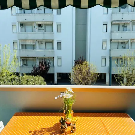 Bright With A Lovely Terrace - Beahost Apartment